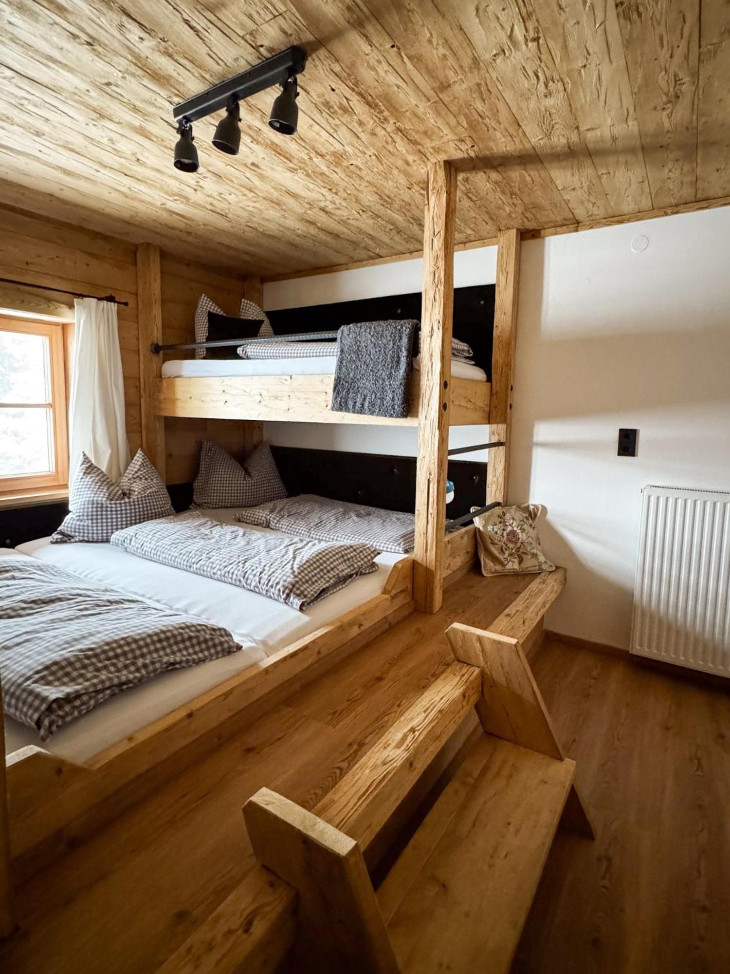 Hotel Peer Alm Navis Exterior foto