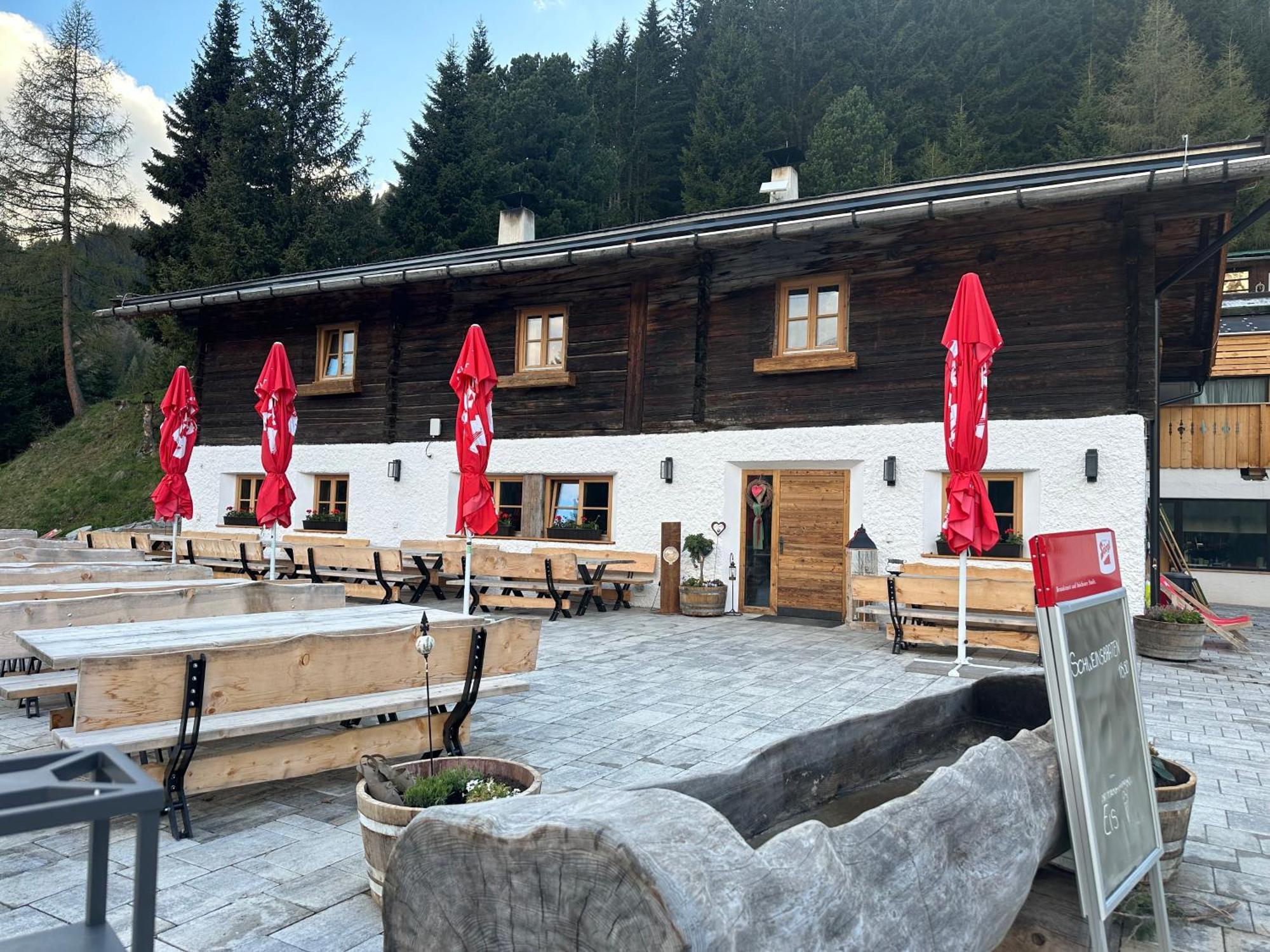 Hotel Peer Alm Navis Exterior foto